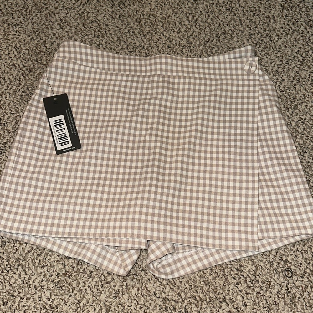 light brown plaid skort